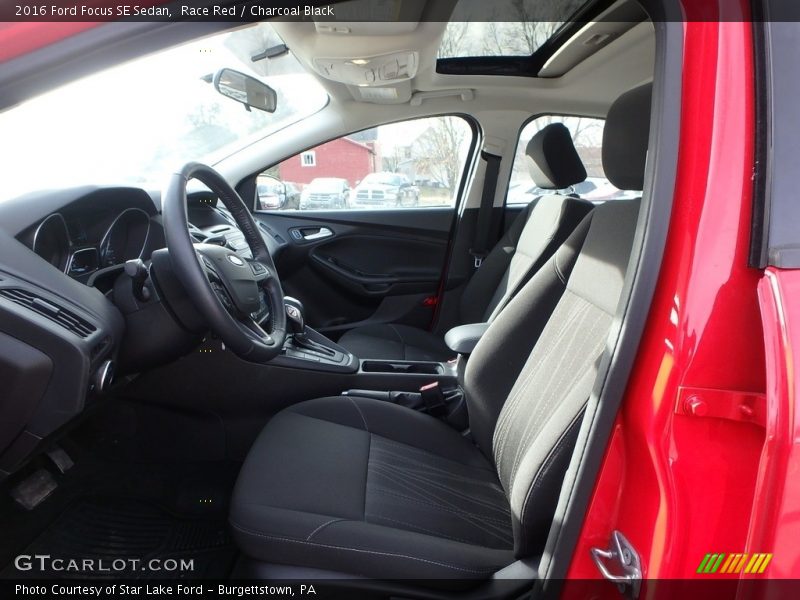Race Red / Charcoal Black 2016 Ford Focus SE Sedan