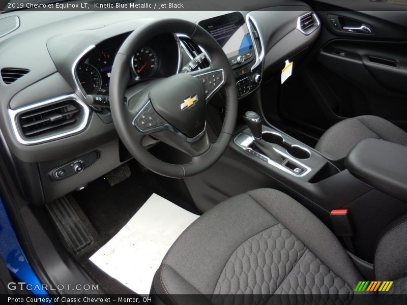 Kinetic Blue Metallic / Jet Black 2019 Chevrolet Equinox LT