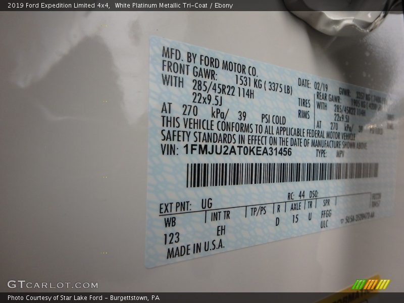 White Platinum Metallic Tri-Coat / Ebony 2019 Ford Expedition Limited 4x4