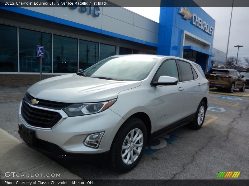 Silver Ice Metallic / Jet Black 2019 Chevrolet Equinox LT