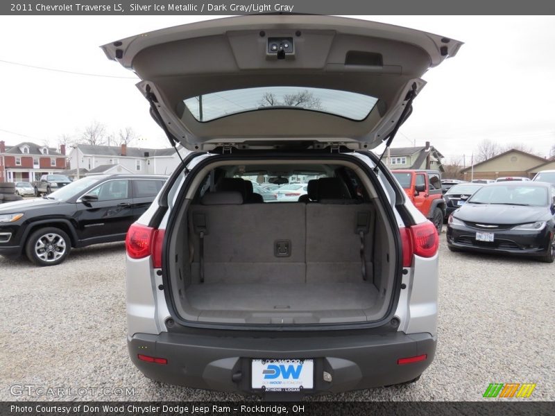 Silver Ice Metallic / Dark Gray/Light Gray 2011 Chevrolet Traverse LS