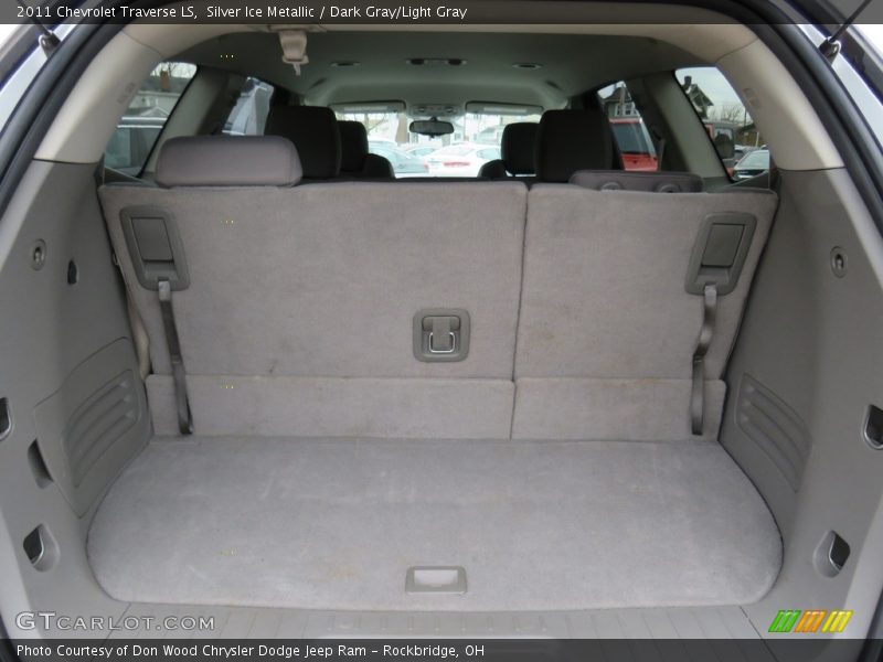 Silver Ice Metallic / Dark Gray/Light Gray 2011 Chevrolet Traverse LS