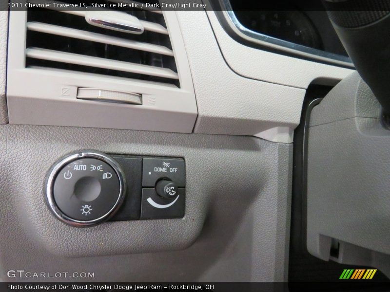 Silver Ice Metallic / Dark Gray/Light Gray 2011 Chevrolet Traverse LS