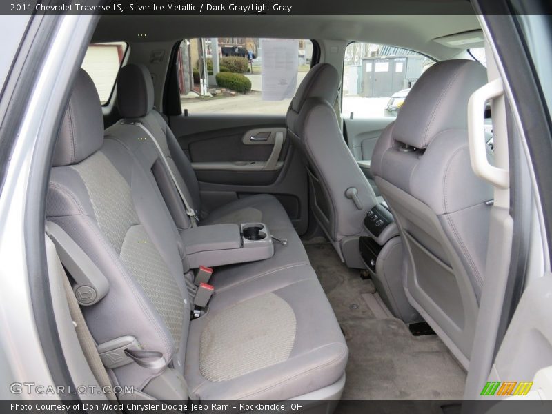Silver Ice Metallic / Dark Gray/Light Gray 2011 Chevrolet Traverse LS