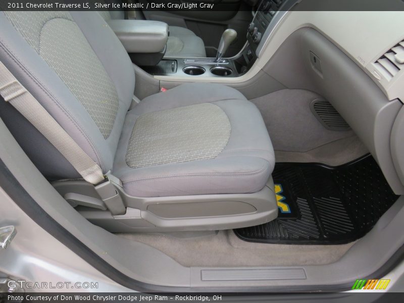 Silver Ice Metallic / Dark Gray/Light Gray 2011 Chevrolet Traverse LS