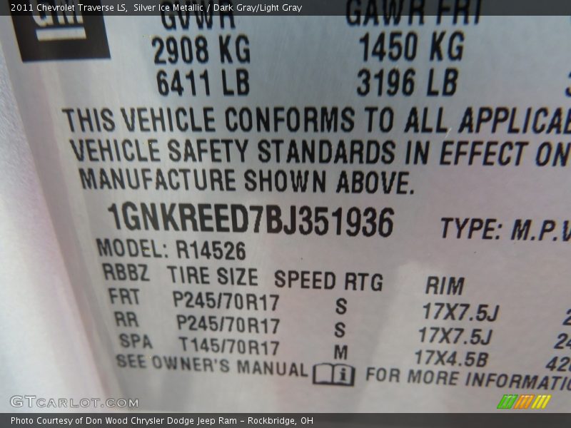 Silver Ice Metallic / Dark Gray/Light Gray 2011 Chevrolet Traverse LS