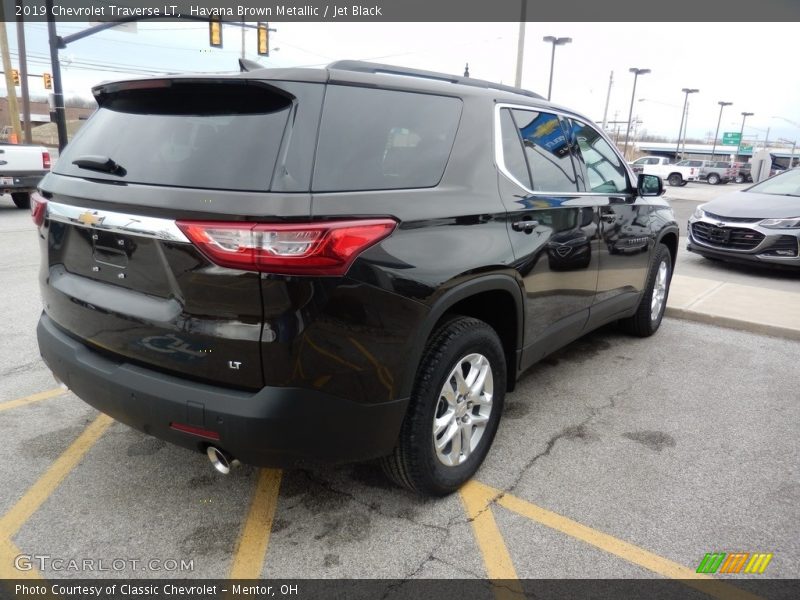 Havana Brown Metallic / Jet Black 2019 Chevrolet Traverse LT