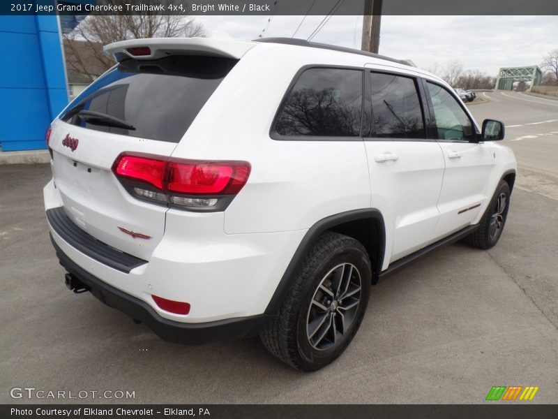 Bright White / Black 2017 Jeep Grand Cherokee Trailhawk 4x4