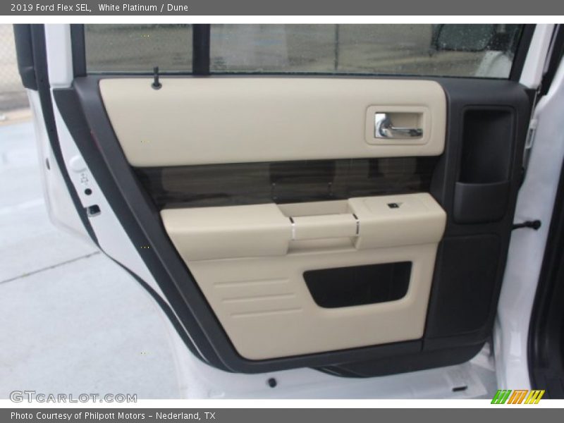 White Platinum / Dune 2019 Ford Flex SEL