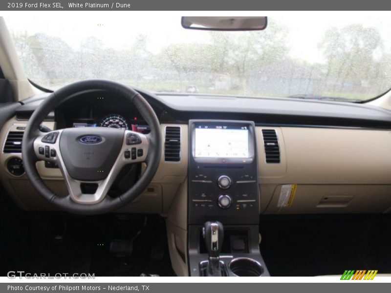 White Platinum / Dune 2019 Ford Flex SEL