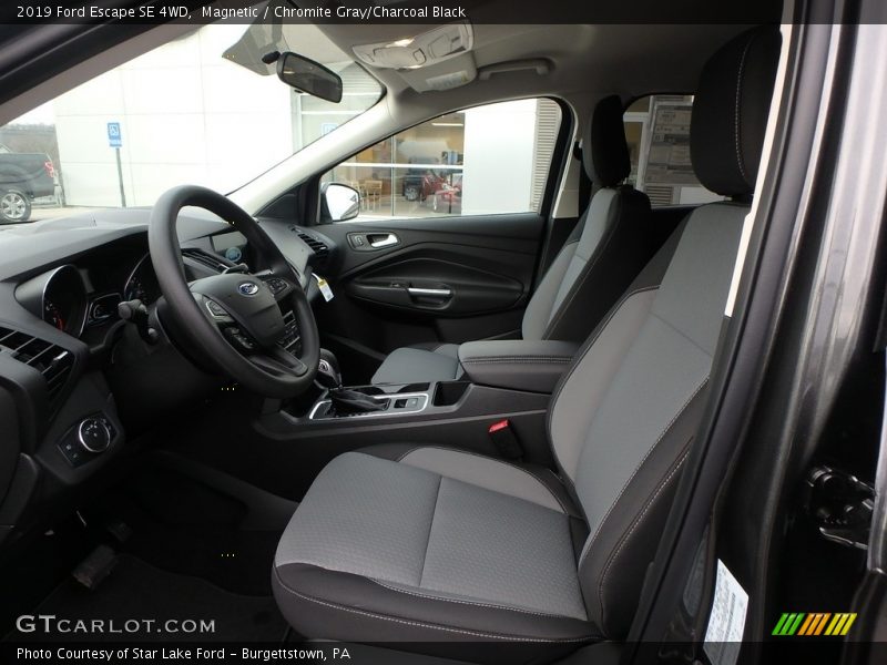 Magnetic / Chromite Gray/Charcoal Black 2019 Ford Escape SE 4WD