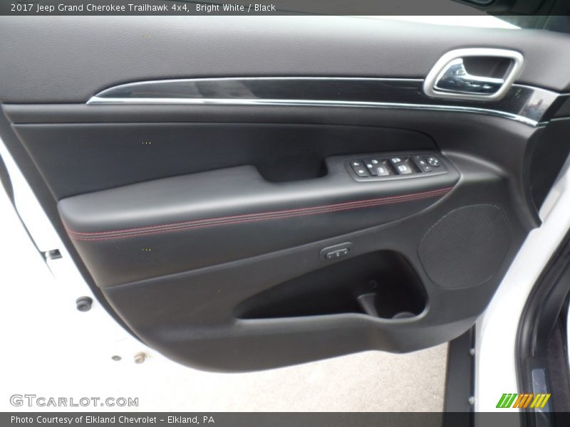 Bright White / Black 2017 Jeep Grand Cherokee Trailhawk 4x4