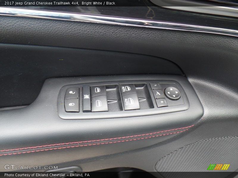 Bright White / Black 2017 Jeep Grand Cherokee Trailhawk 4x4