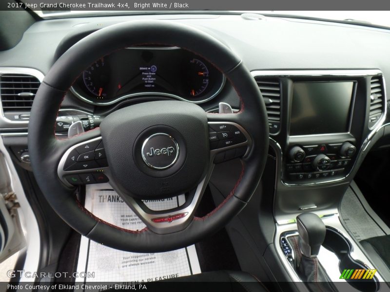 Bright White / Black 2017 Jeep Grand Cherokee Trailhawk 4x4