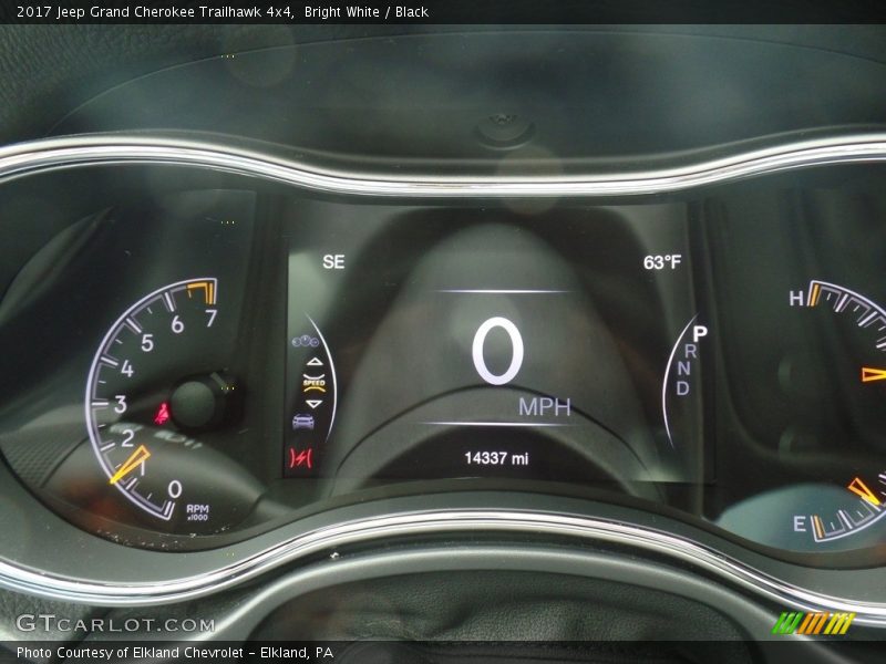Bright White / Black 2017 Jeep Grand Cherokee Trailhawk 4x4