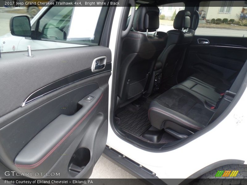 Bright White / Black 2017 Jeep Grand Cherokee Trailhawk 4x4