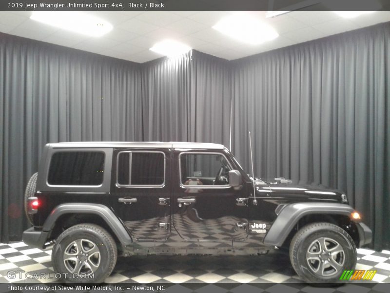 Black / Black 2019 Jeep Wrangler Unlimited Sport 4x4