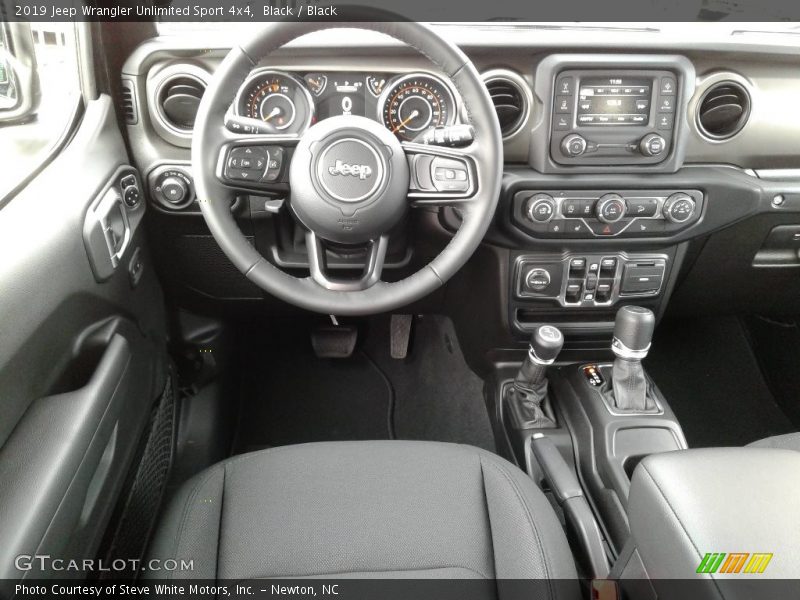 Black / Black 2019 Jeep Wrangler Unlimited Sport 4x4
