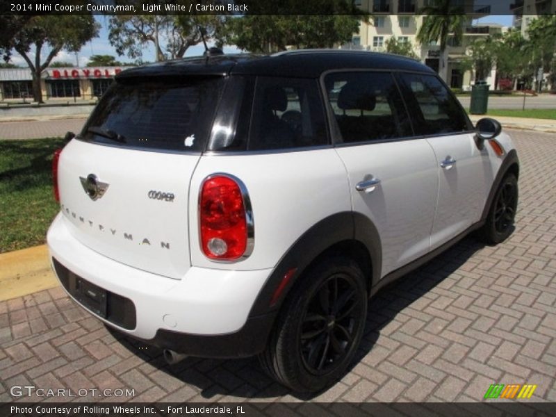 Light White / Carbon Black 2014 Mini Cooper Countryman