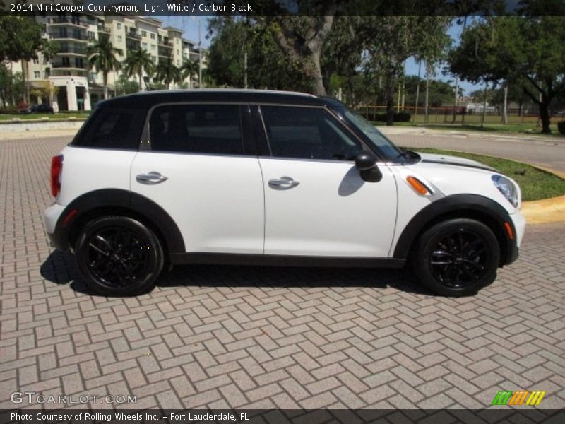 Light White / Carbon Black 2014 Mini Cooper Countryman
