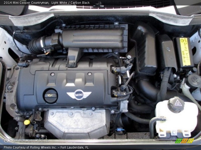 Light White / Carbon Black 2014 Mini Cooper Countryman