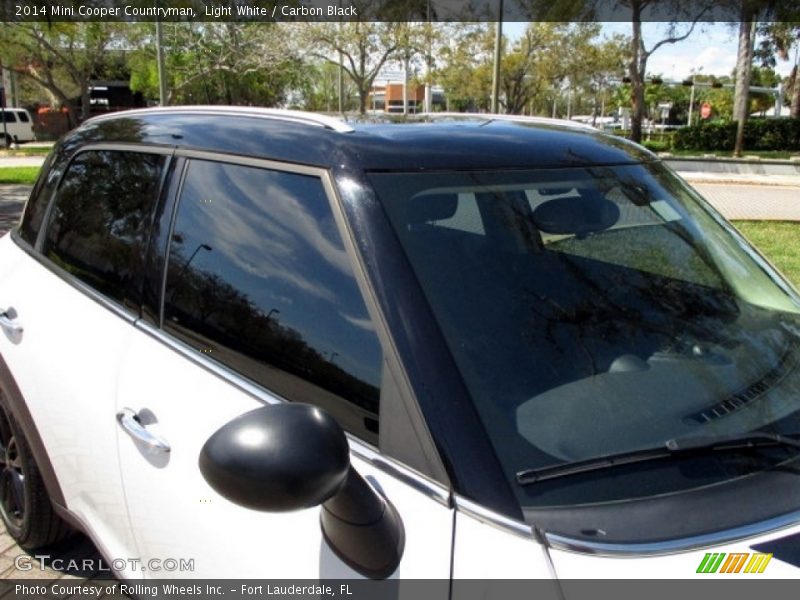 Light White / Carbon Black 2014 Mini Cooper Countryman