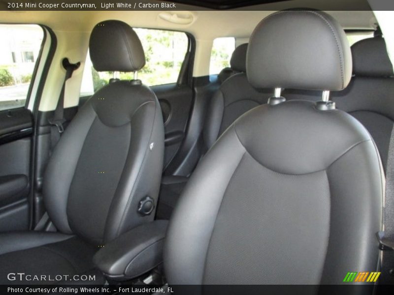 Light White / Carbon Black 2014 Mini Cooper Countryman