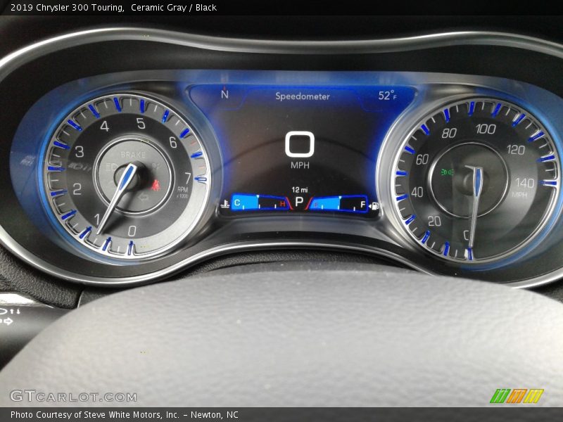 Ceramic Gray / Black 2019 Chrysler 300 Touring