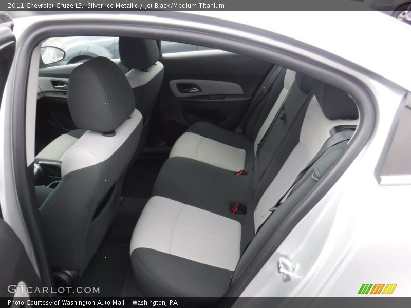 Silver Ice Metallic / Jet Black/Medium Titanium 2011 Chevrolet Cruze LS