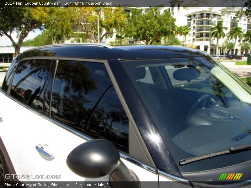 Light White / Carbon Black 2014 Mini Cooper Countryman
