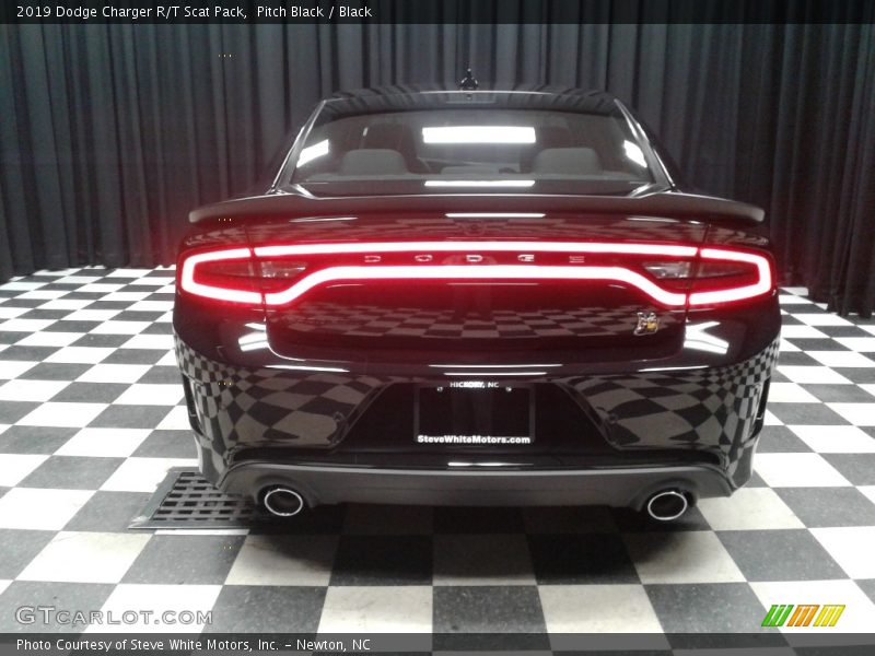 Pitch Black / Black 2019 Dodge Charger R/T Scat Pack