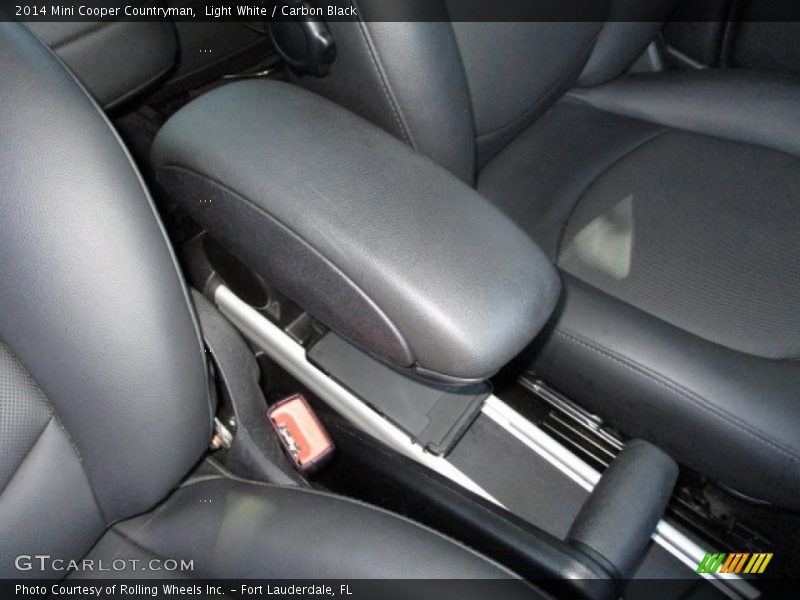 Light White / Carbon Black 2014 Mini Cooper Countryman