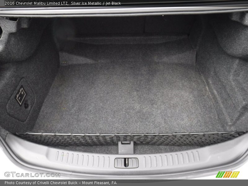 Silver Ice Metallic / Jet Black 2016 Chevrolet Malibu Limited LTZ
