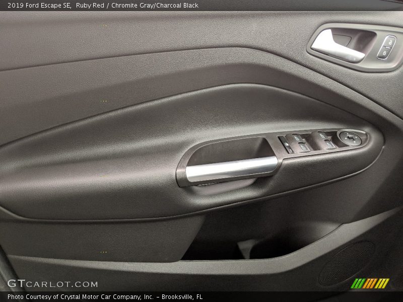 Ruby Red / Chromite Gray/Charcoal Black 2019 Ford Escape SE