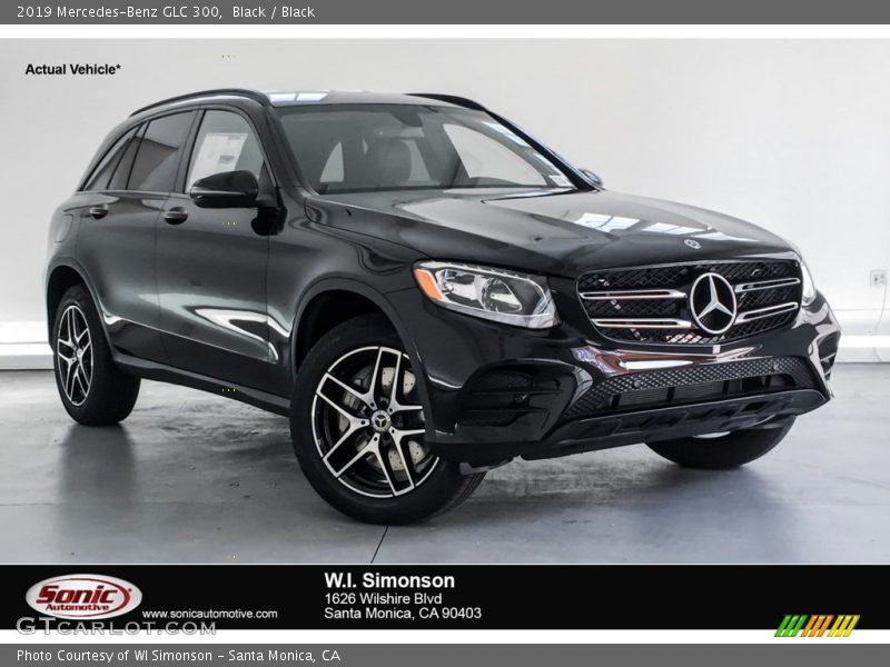 Black / Black 2019 Mercedes-Benz GLC 300
