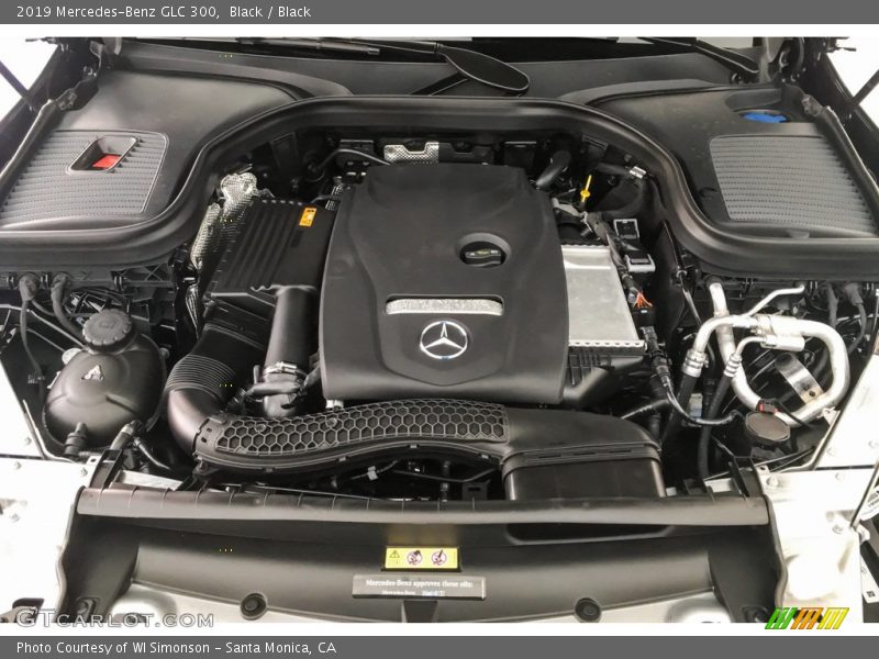 Black / Black 2019 Mercedes-Benz GLC 300