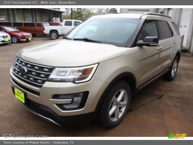 White Gold / Ebony Black 2017 Ford Explorer XLT