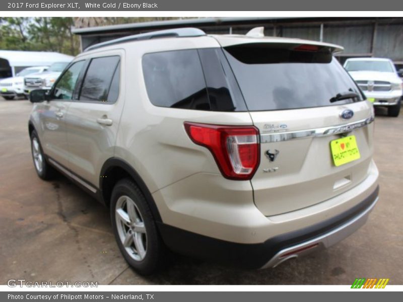 White Gold / Ebony Black 2017 Ford Explorer XLT