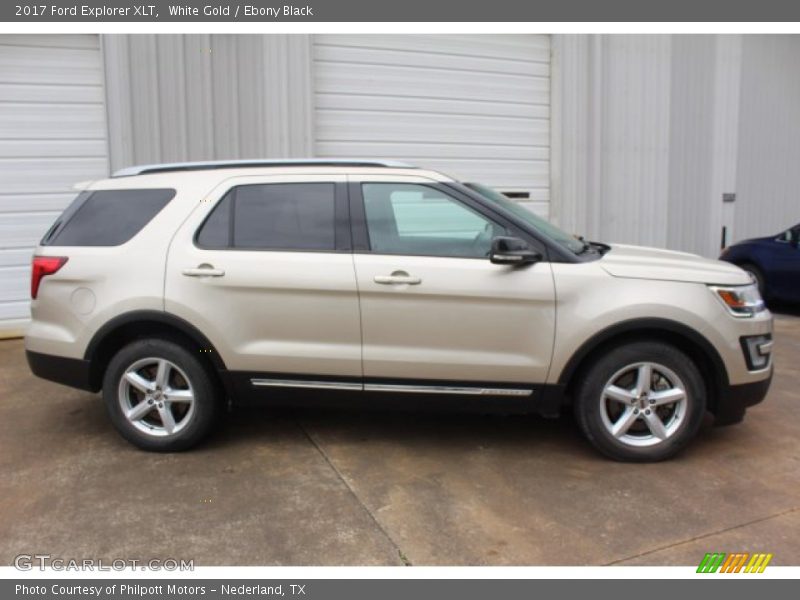 White Gold / Ebony Black 2017 Ford Explorer XLT