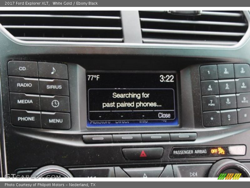 White Gold / Ebony Black 2017 Ford Explorer XLT
