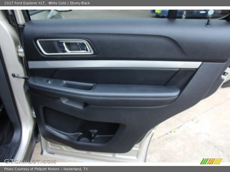 White Gold / Ebony Black 2017 Ford Explorer XLT