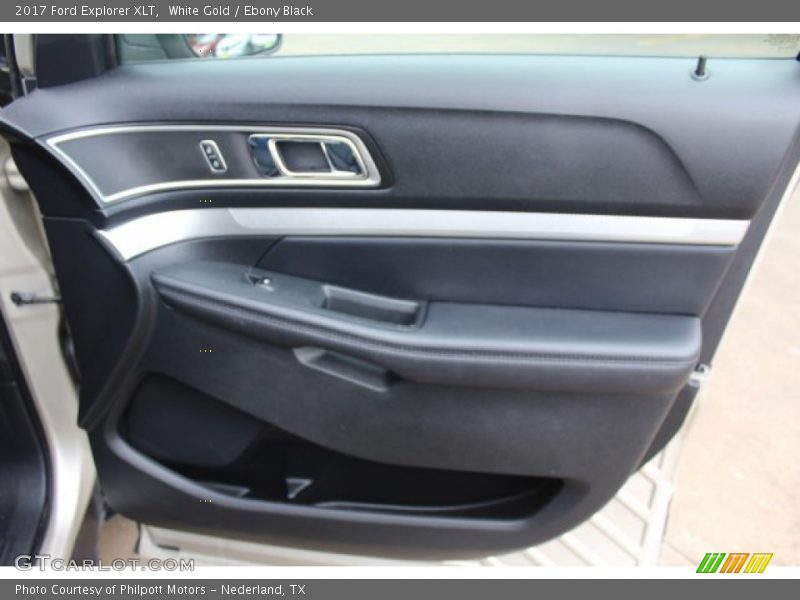 White Gold / Ebony Black 2017 Ford Explorer XLT