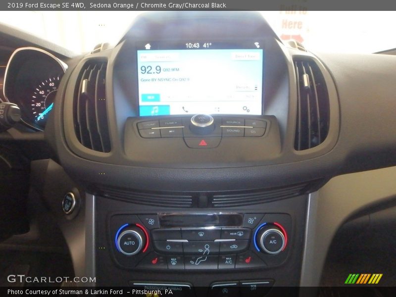 Sedona Orange / Chromite Gray/Charcoal Black 2019 Ford Escape SE 4WD