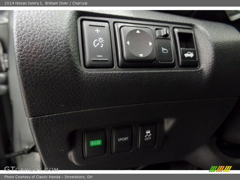 Brilliant Silver / Charcoal 2014 Nissan Sentra S