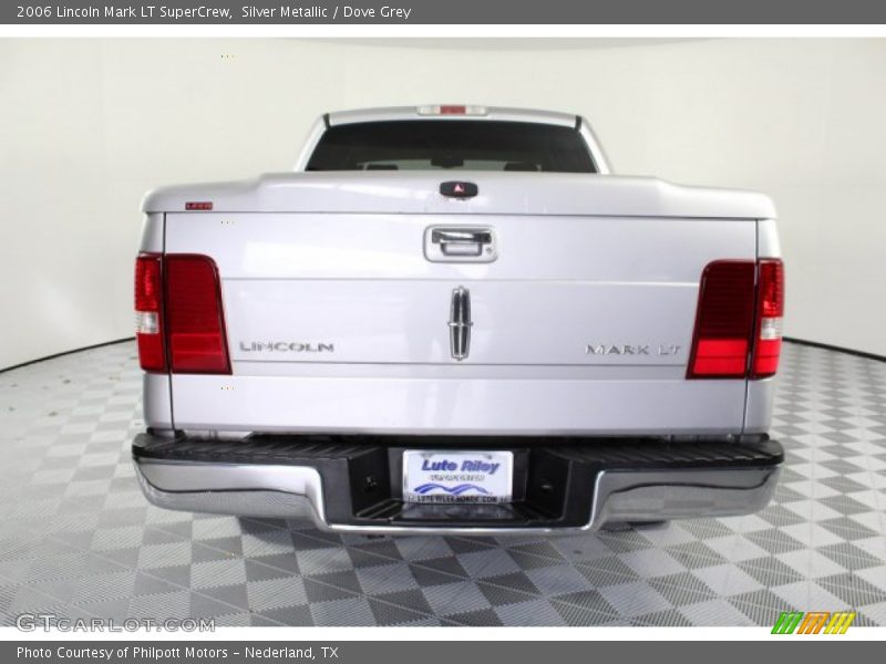 Silver Metallic / Dove Grey 2006 Lincoln Mark LT SuperCrew