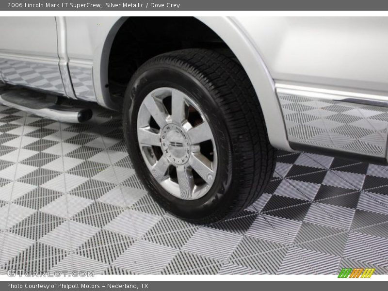 Silver Metallic / Dove Grey 2006 Lincoln Mark LT SuperCrew