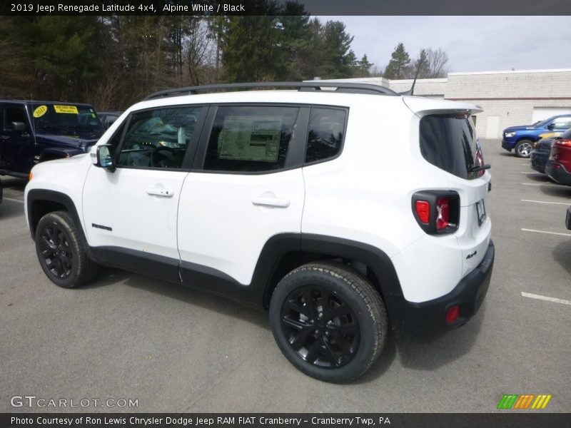 Alpine White / Black 2019 Jeep Renegade Latitude 4x4