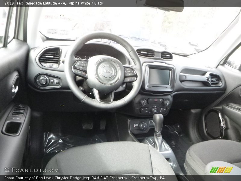 Alpine White / Black 2019 Jeep Renegade Latitude 4x4