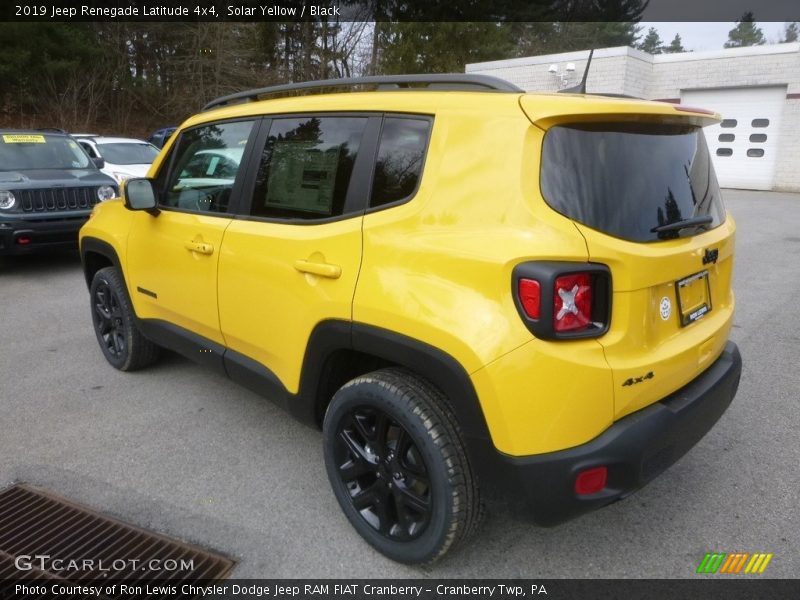Solar Yellow / Black 2019 Jeep Renegade Latitude 4x4