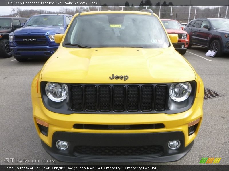 Solar Yellow / Black 2019 Jeep Renegade Latitude 4x4